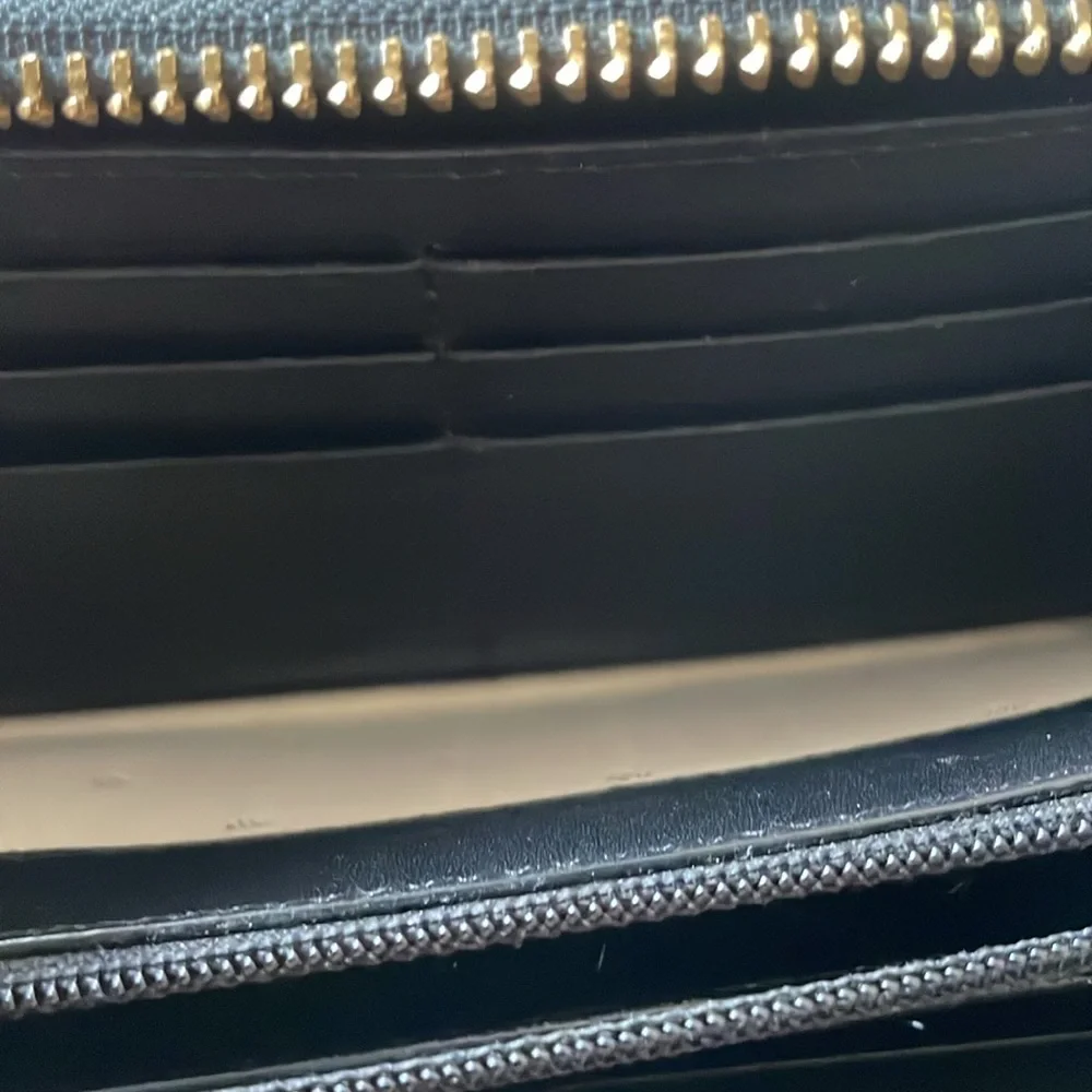 Kate Spade New York Bifold Wallet in Black Quilted Leather